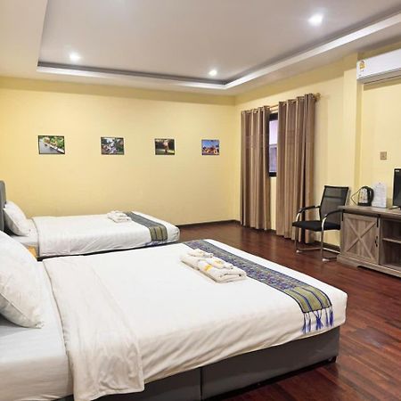 Yula Hotel Thatluang Vientiane Exterior foto